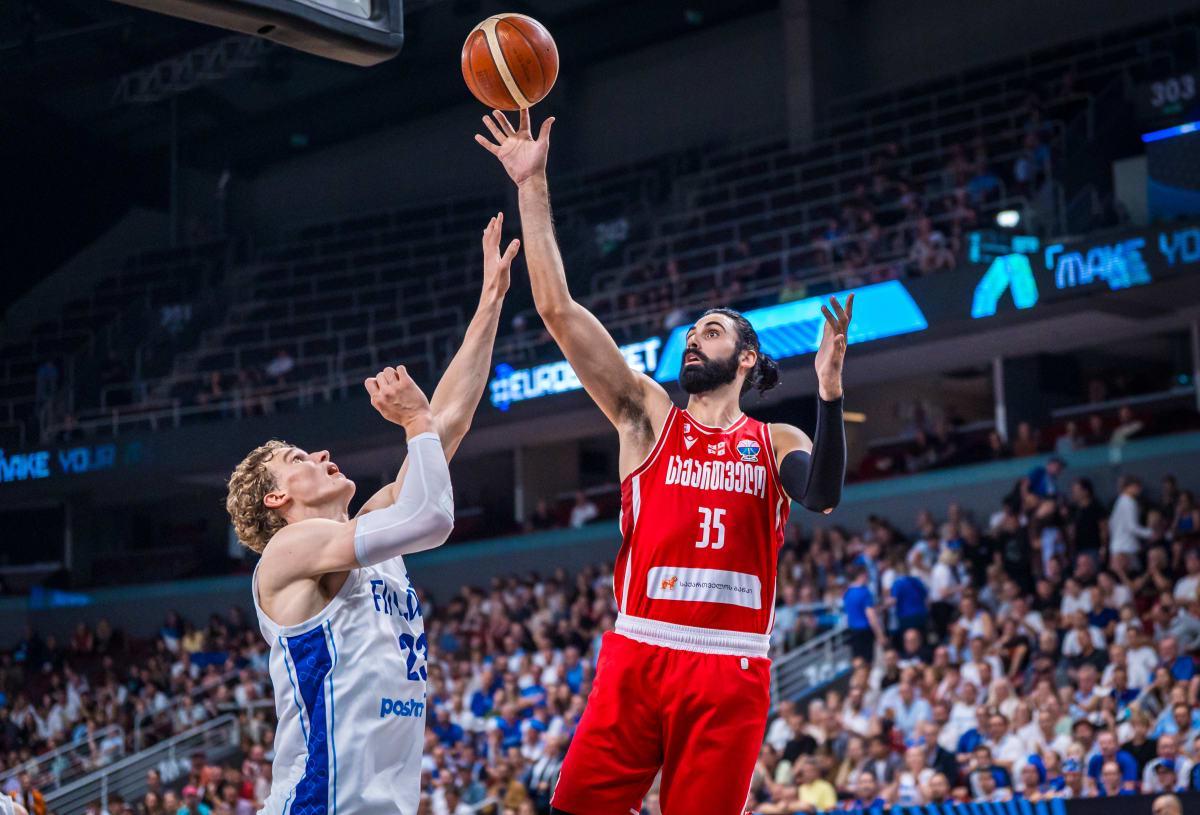 内线球星欧锦赛状态相当不错!魔术理应给他更高的战术地位?