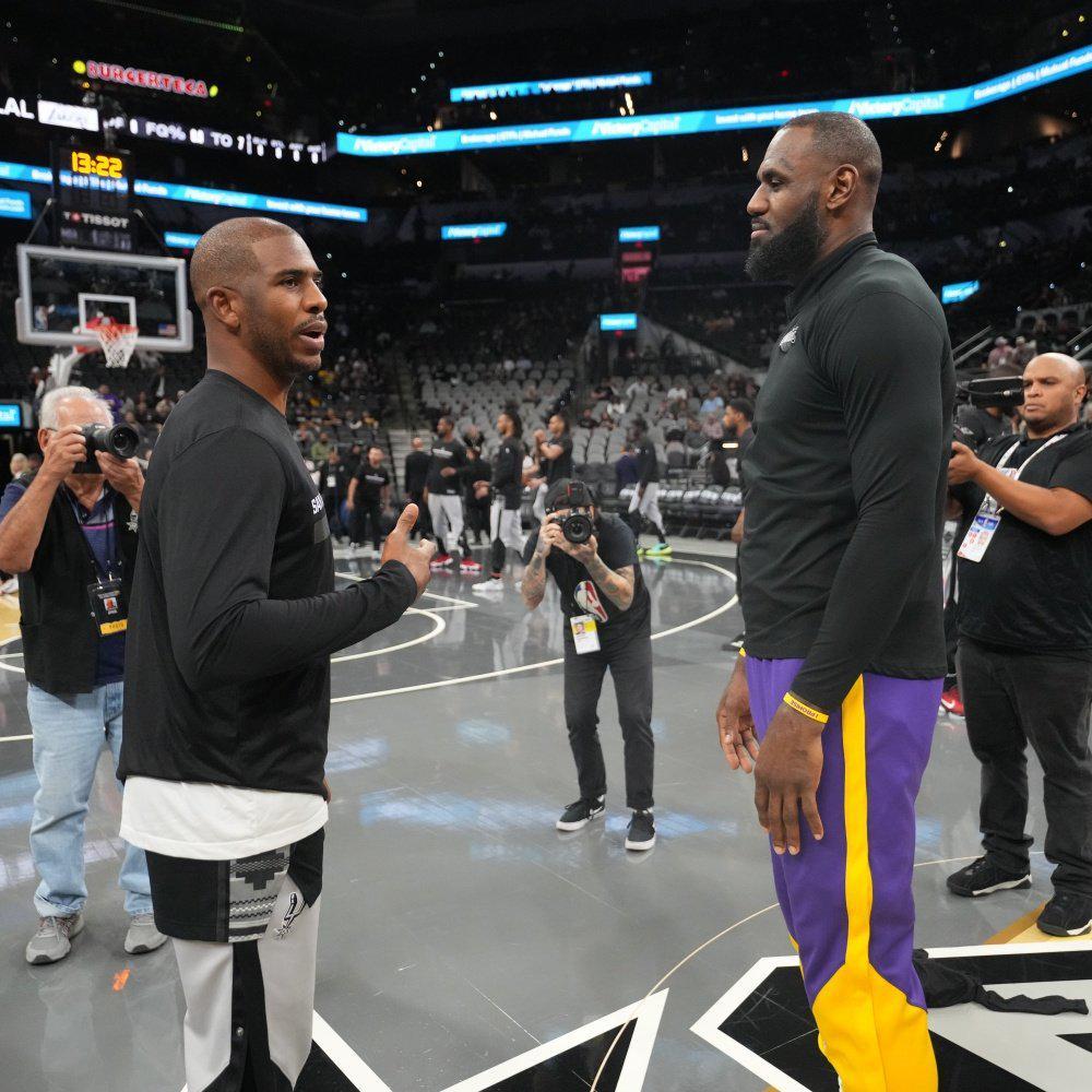 星空体育首页-NBA没有忠诚可言！看到保罗的下场，更懂詹姆斯有多厉害