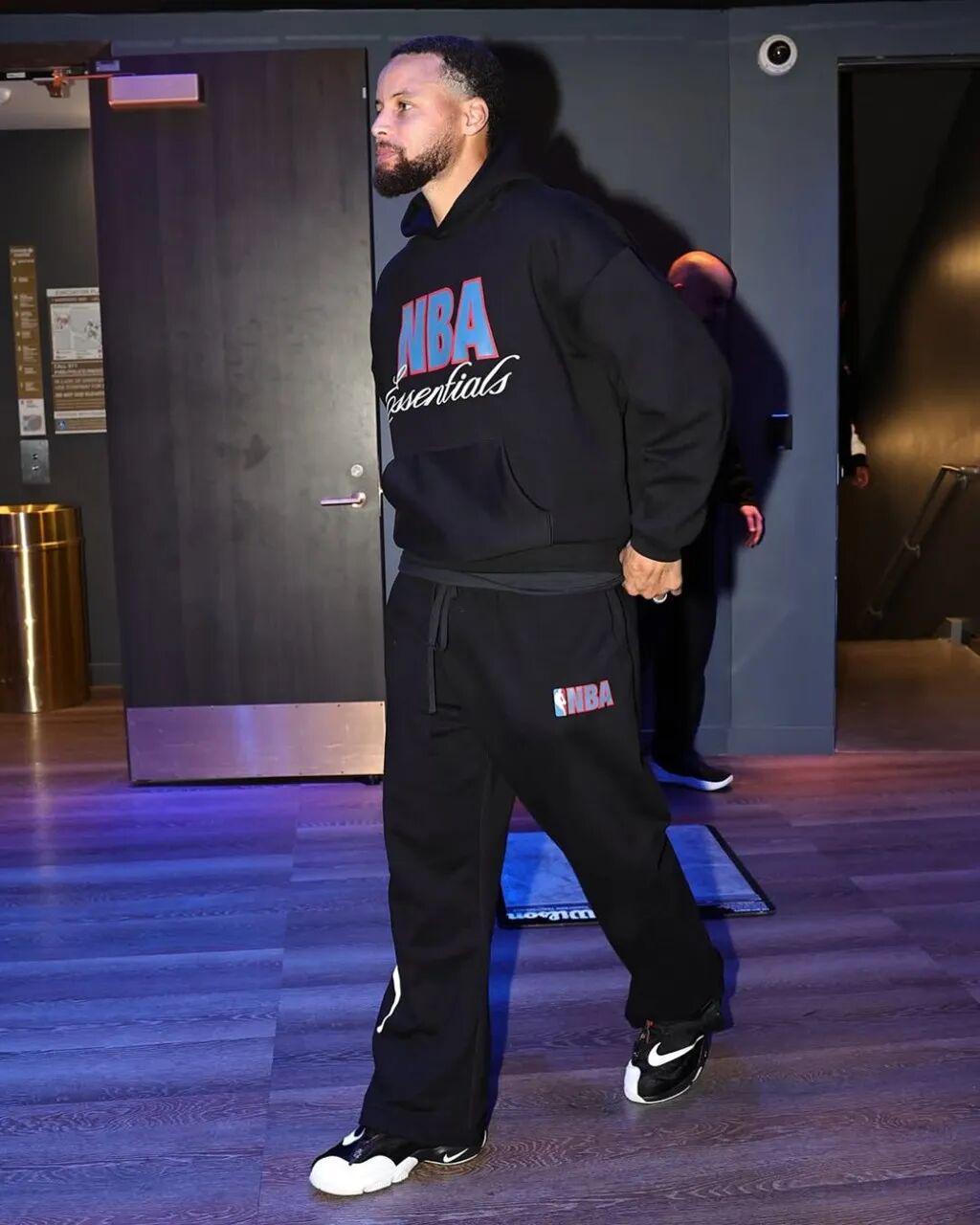 星空体育首页-意想不到！库里穿了这双「阿迪战靴」！