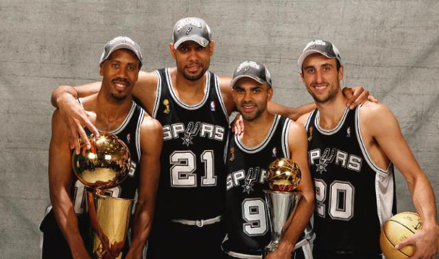 1742119973557050386.png 星空体育平台-【观察】3D球员如何变冲冠必备?从鲍文巴蒂尔开始