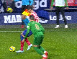 1672354677990021830.gif 星空体育首页-【西甲】格列兹曼2传 莫拉塔破门+造2红 马竞2比0胜