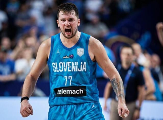 1662739368115031834.jpg 星空体育官方网站-东契奇欧战更闪耀!独行侠借鉴他欧锦赛模式?