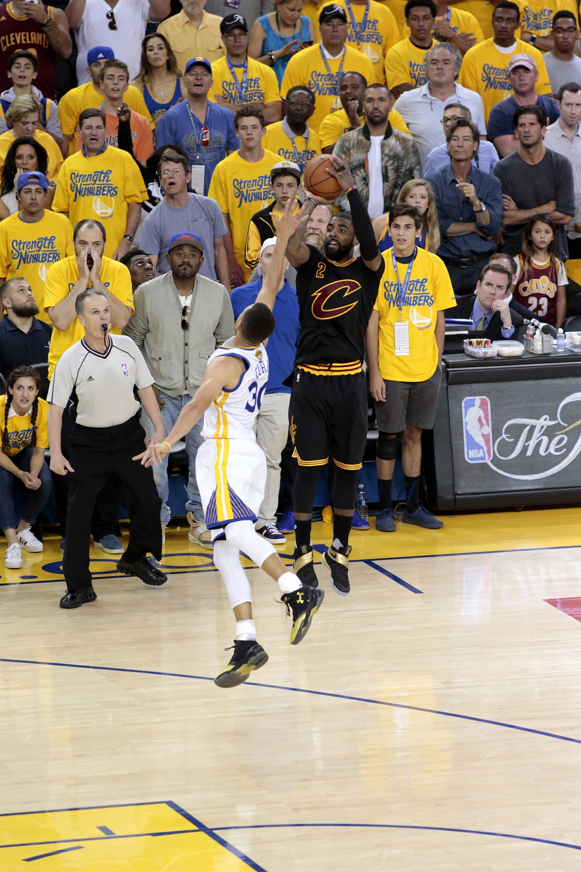 星空体育平台-亨森:2016年总决赛G7我是现场看的 骑士赢了勇士让我震惊