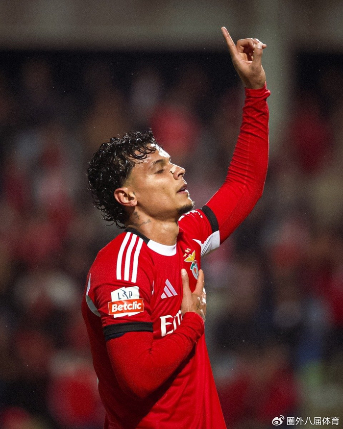 星空体育官方网站-穆里尼奥葡超28轮不败！本菲卡1-1爆冷保级队！落后榜首7分争冠告急|何塞·穆里尼奥|卡萨皮亚|本菲卡足球俱乐部|劳塔罗-里奥斯|波尔图_新浪体育_新浪新闻